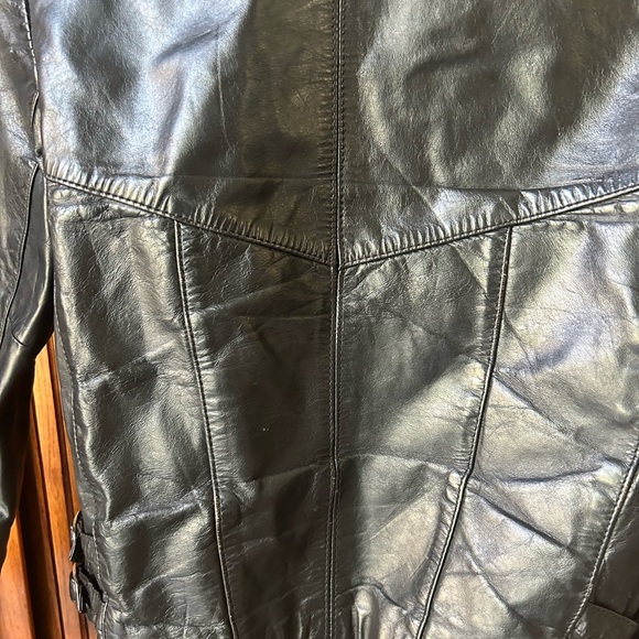 Vintage Black Leather Coat - Picture 10 of 12